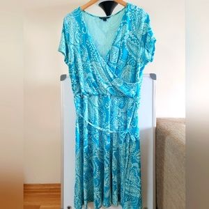( EVERYTHING MUST GO - 5/$10) WOMEN'S DRESS
